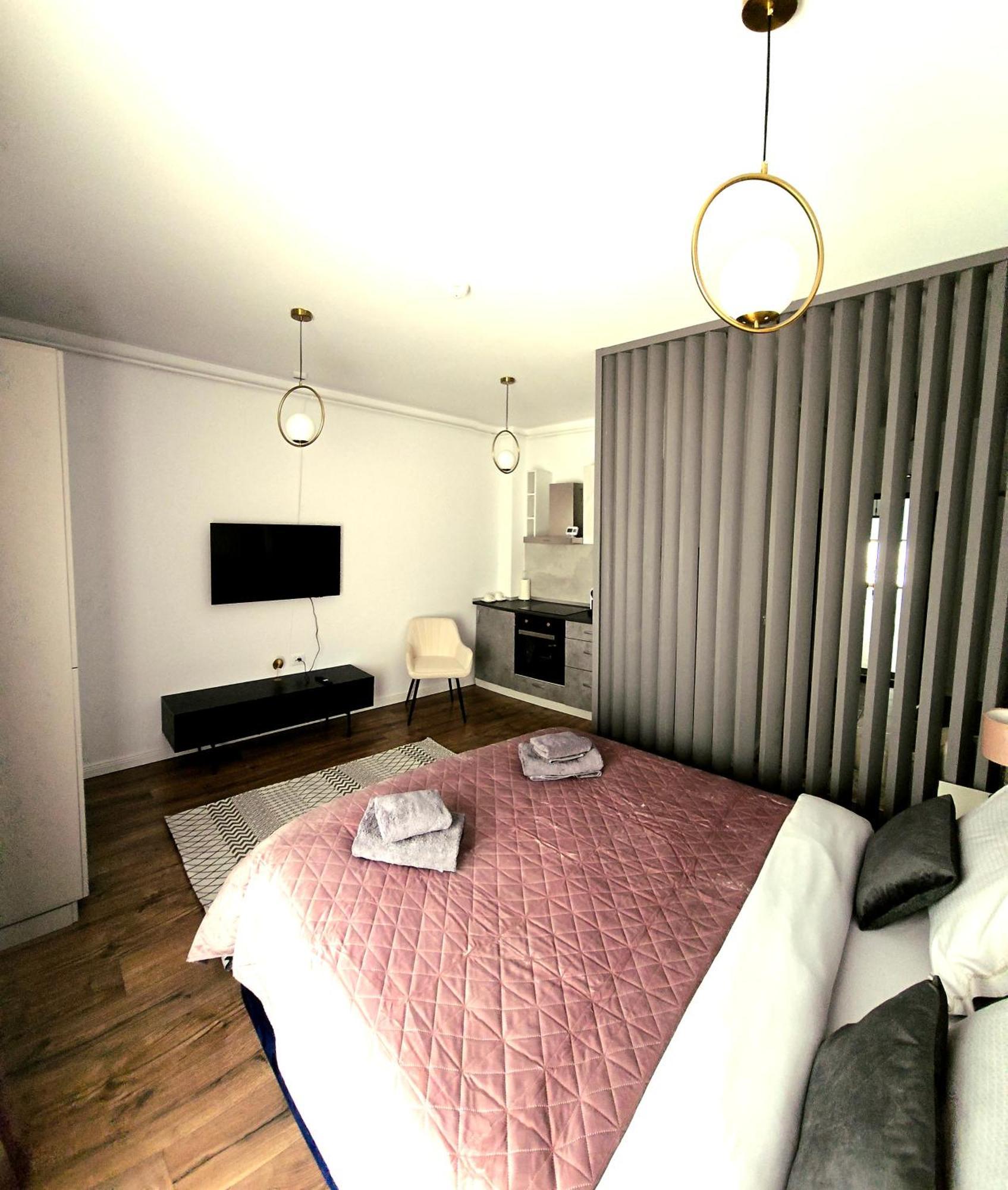 Uve Residence & Spa Piatra Neamţ Habitación foto